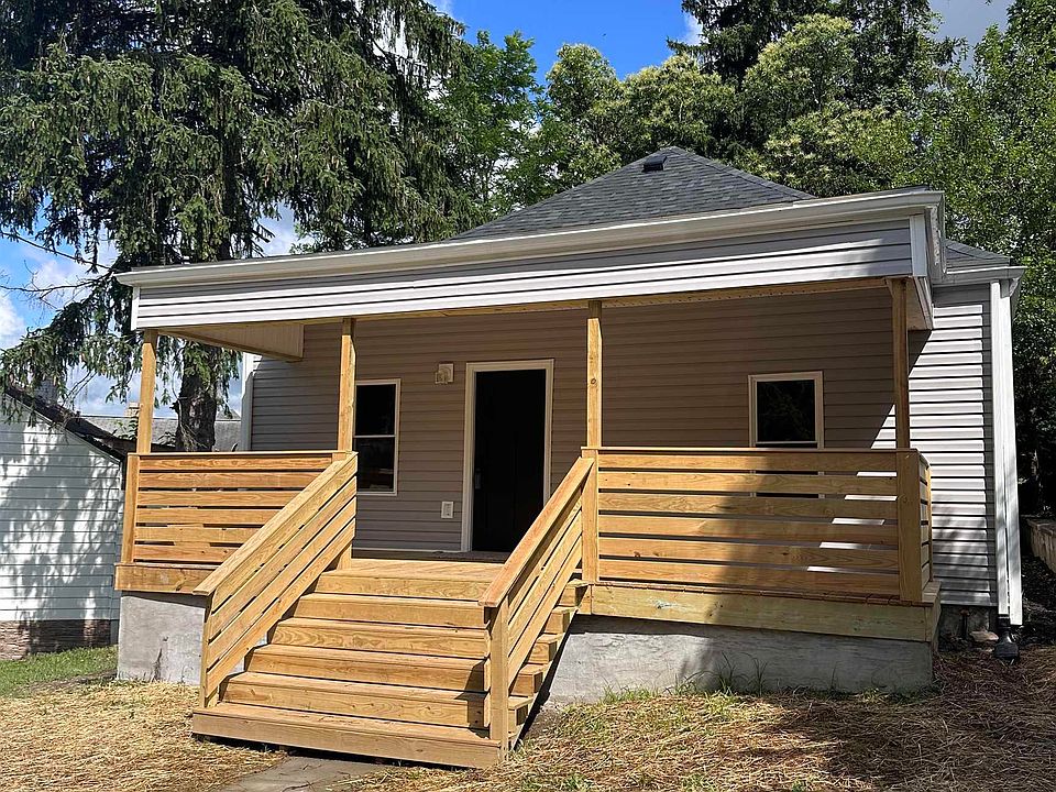 1st image of 404 Kentucky Ave