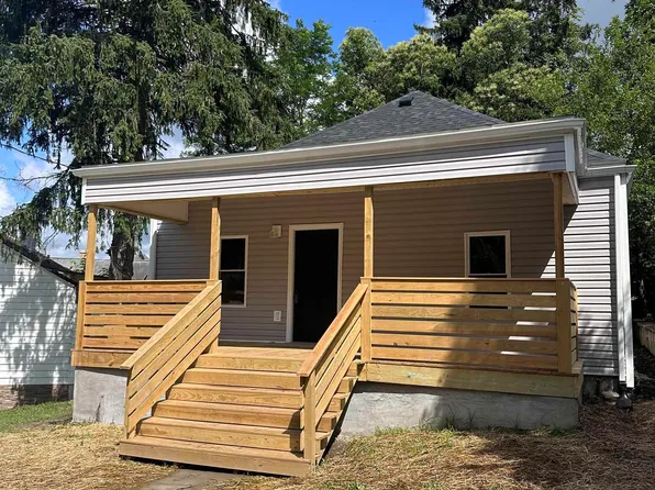 404 Kentucky Ave, Fairmont, WV 26554