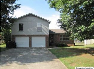 2115 Bideford Dr SW, Huntsville, AL 35803