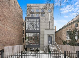 2007 W Evergreen Ave APT 1F, Chicago, IL 60622