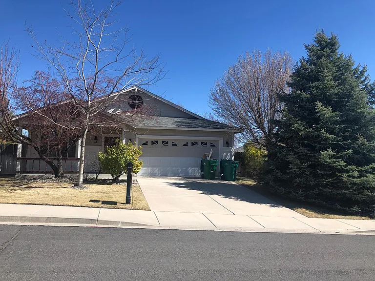 1810 Saturno Heights Dr — Photo 1
