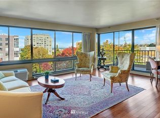 1120 Spring St APT 702, Seattle, WA 98104