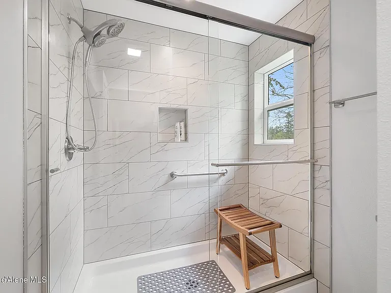 4950 E Frazier Dr — Photo 8