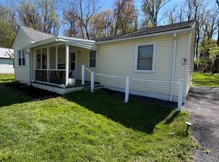 9715 Thompson Dr, Ijamsville, MD