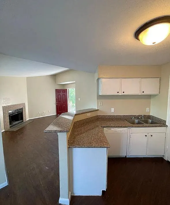 7200 T C Jester Blvd #4104