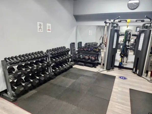 67-40 Yellowstone Boulevard image 9 of 11