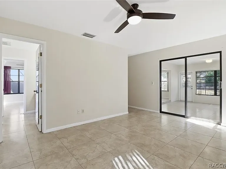 3 Fairwoods Ct — Photo 14