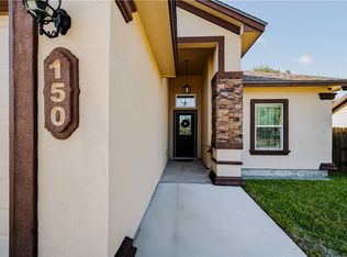 150 N 9th St, Aransas Pass, TX 78336