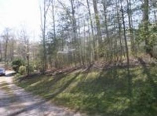 612 Riverbend Rd, Dawsonville, GA 30534