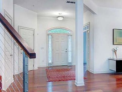 5th image of 1912 New Haven Ct SE