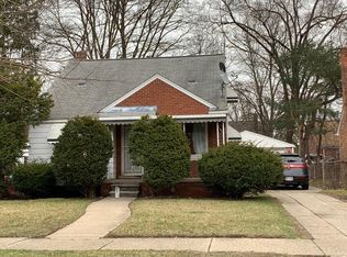 19720 Edinborough Rd, Detroit, MI 48219