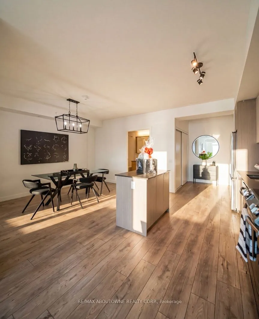 2 bed, $3,800 — Photo 1