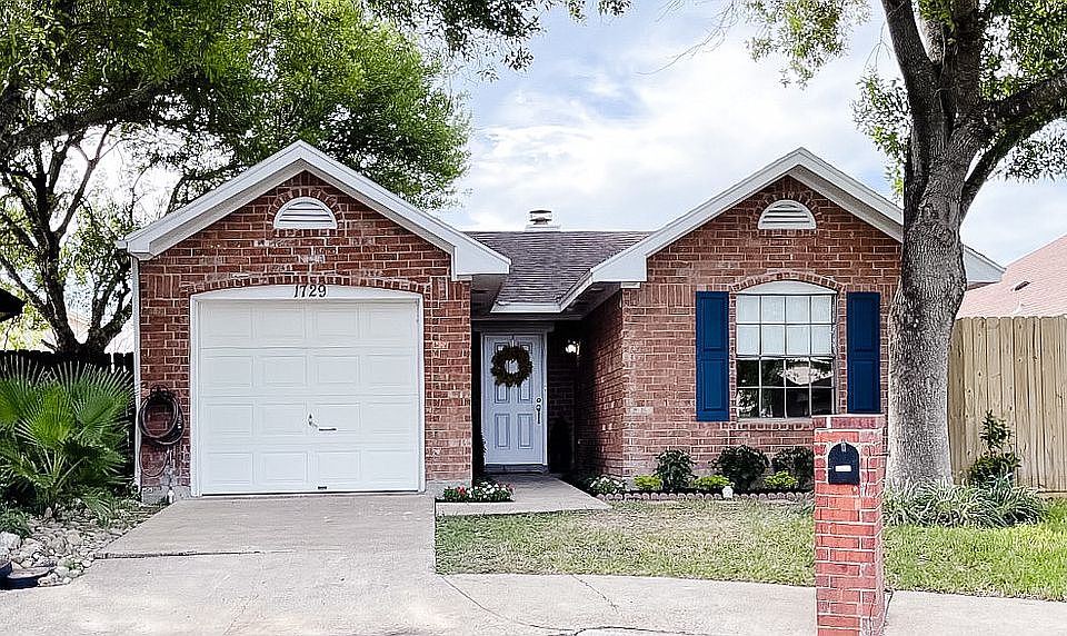 1st image of 1729 Mourning Dove Cir
