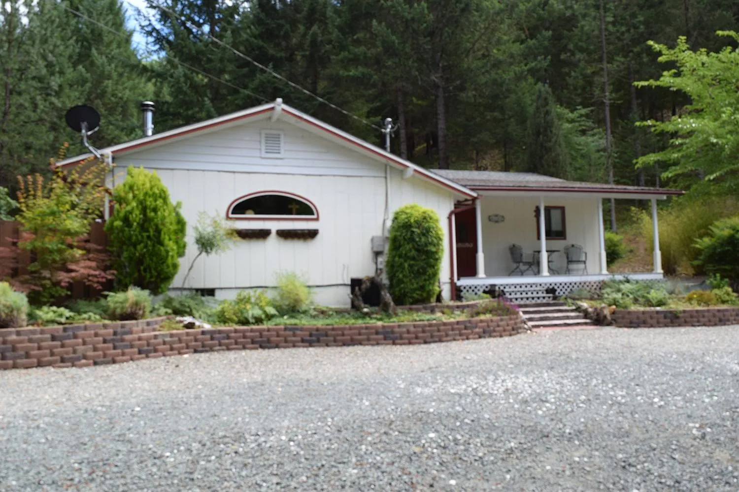 4182 E Evans Creek Rd photo 1