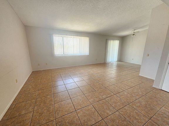 3rd image of 6328 Palm View Ave