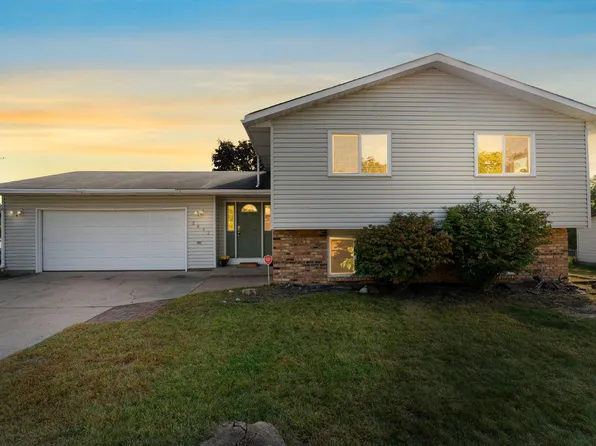 2642 Yellowstone Blvd, Anoka, MN 55303