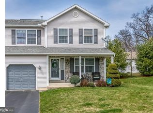 1042 Alexander Dr, Temple, PA