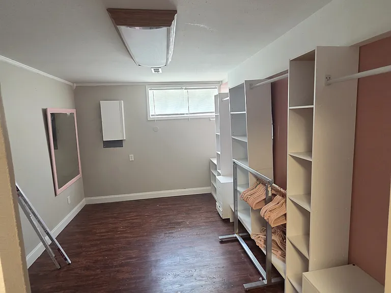 3204 Rees Ave NW — Photo 9