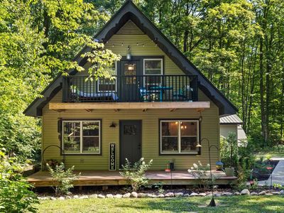2170 N Jacobson Rd, Suttons Bay, MI, 49682