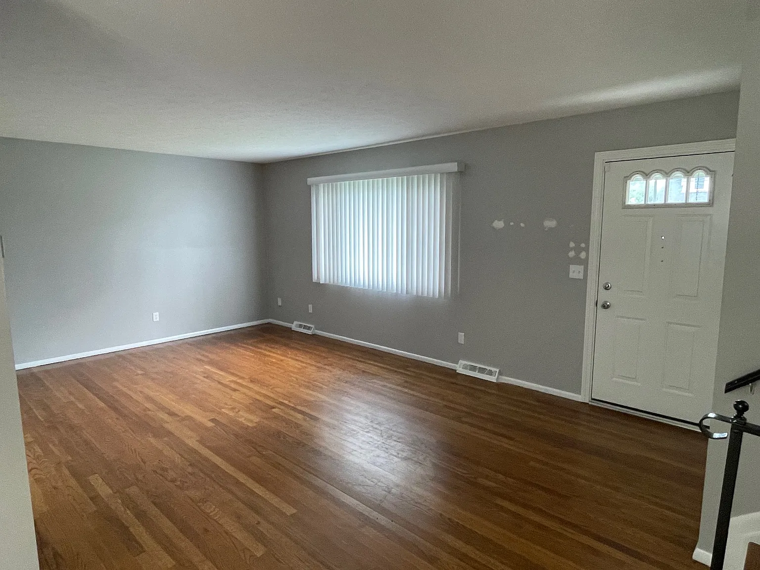 3 bed, 1.5 bath, 1600 sqft, $1,995 — Photo 2