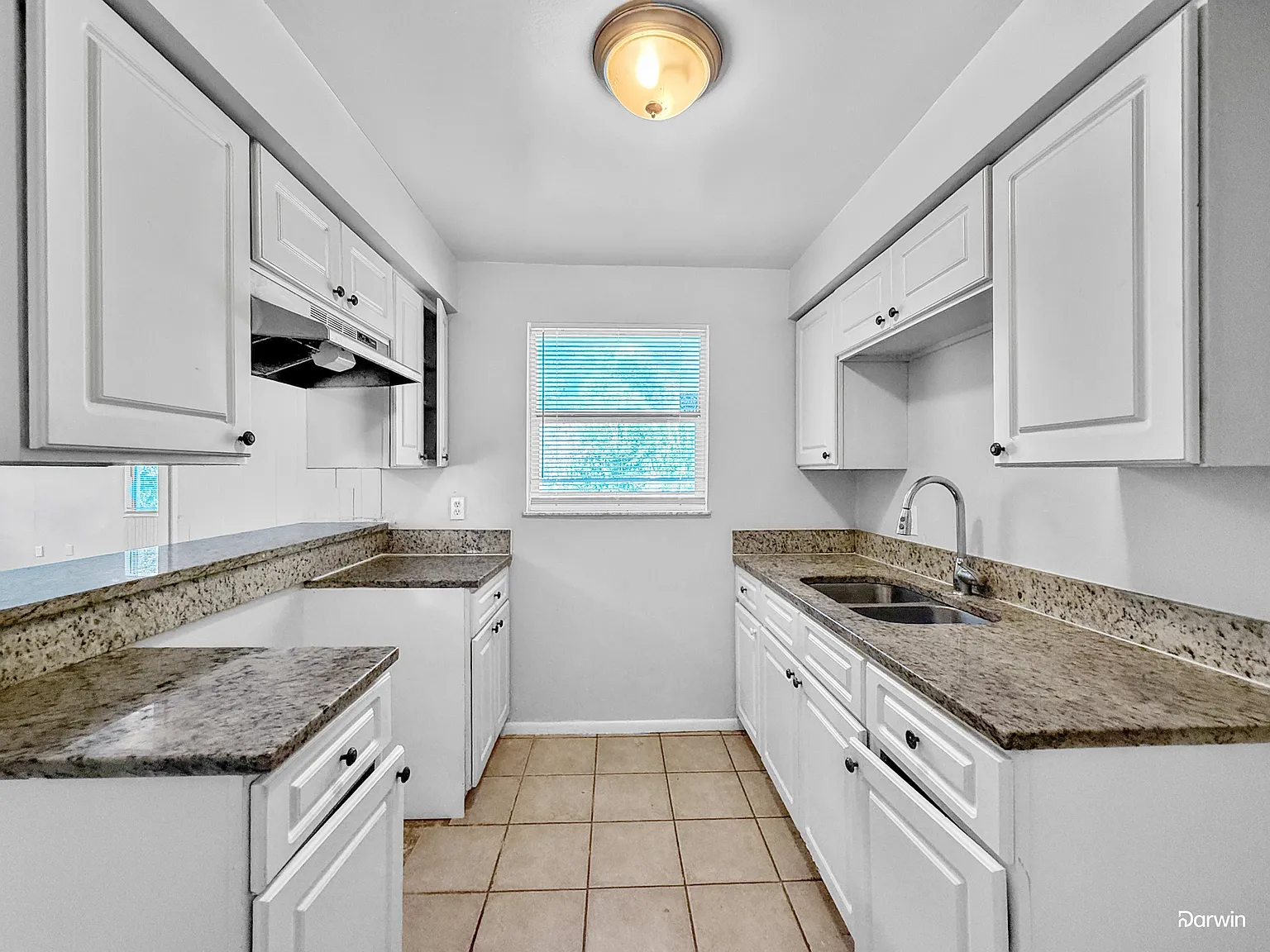 4 bed, 2.0 bath, 1472 sqft, $1,990 — Photo 4