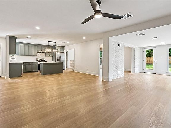 3rd image of 4308 Taft Park