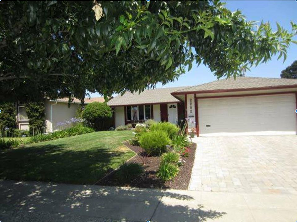 1st image of 2202 Riordan Dr