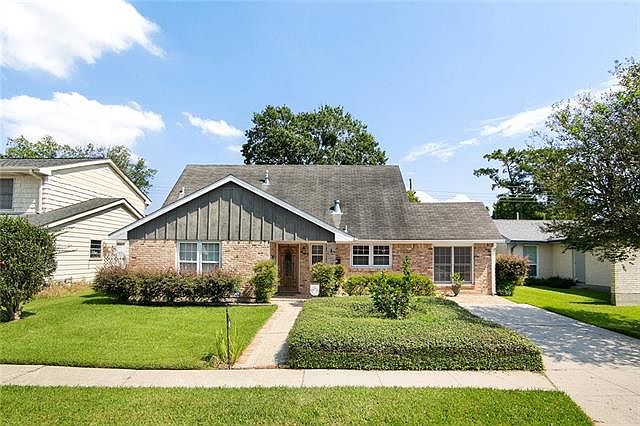 1st image of 313 Brookmeade Dr
