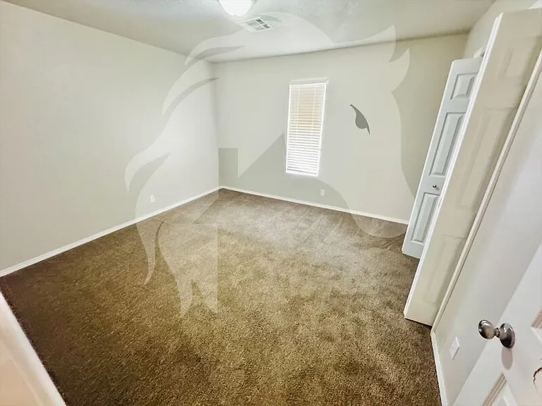 2505 Madison Ave #9 — Photo 3