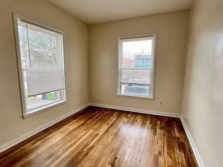 15 Quigley SW — Photo 11