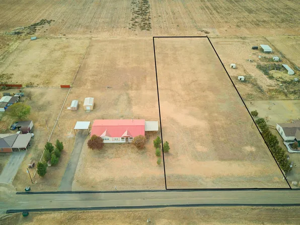 17004 County Road 1350, Wolfforth, TX 79382