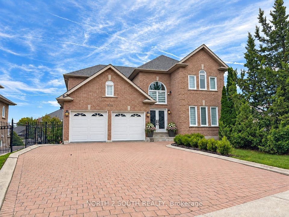 1st image of 372 Crofters Rd