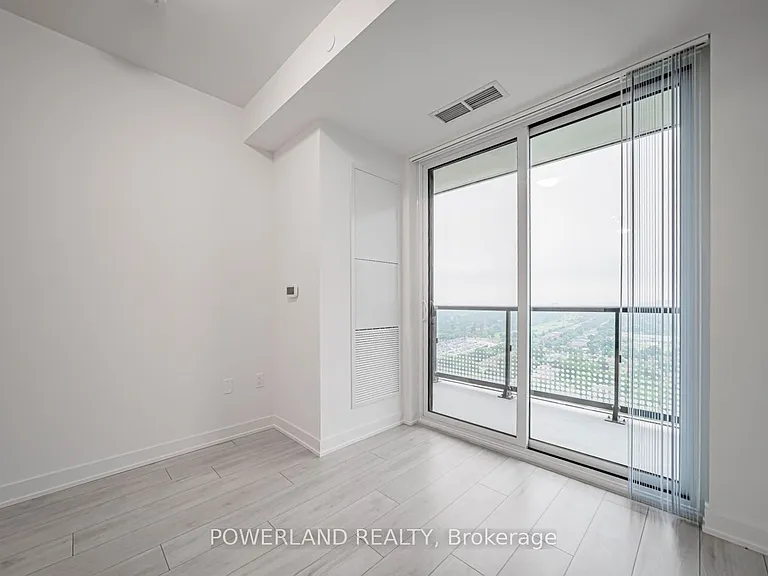 5858 Yonge St #2423 — Photo 22