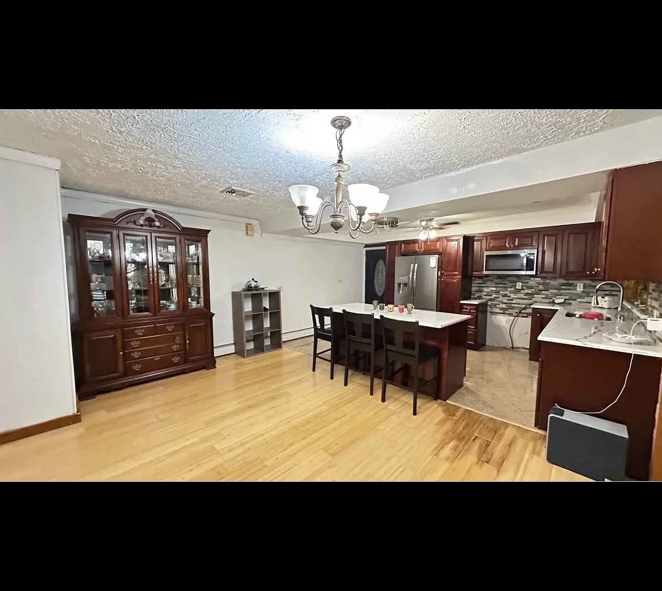 3 bed, 1500 sqft, $3,500 — Photo 3