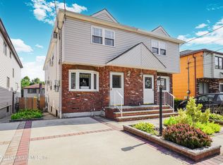980 Rensselaer Ave, Staten Island, NY 10309