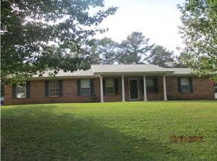 658 Main St S, Mendenhall, MS 39114