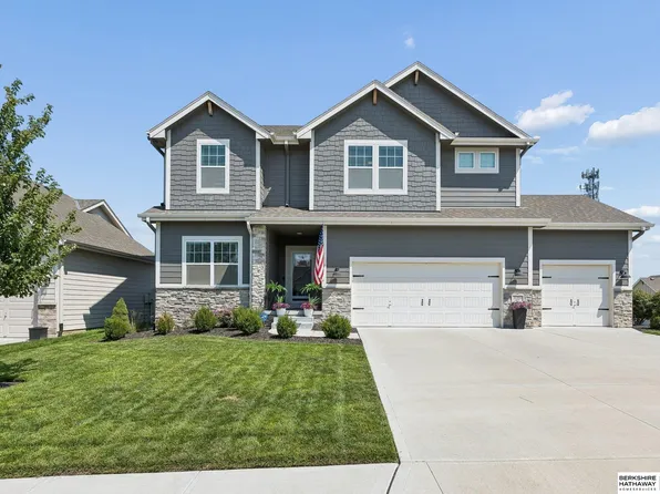 21302 G St, Elkhorn, NE 68022