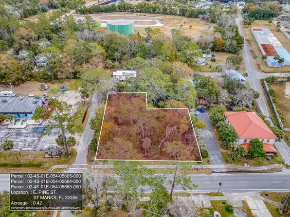 19 E Pine St, Saint Marks, FL 32355