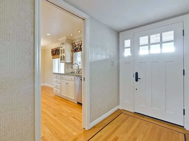 1593 Koch Ln — Photo 3