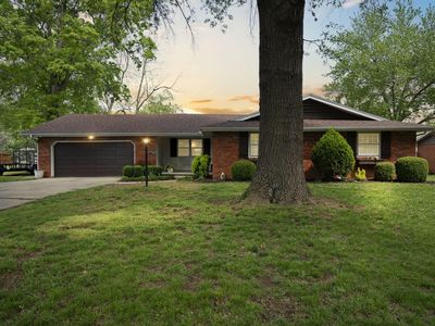 2433 E Edgewood Street, Springfield, MO, 65804