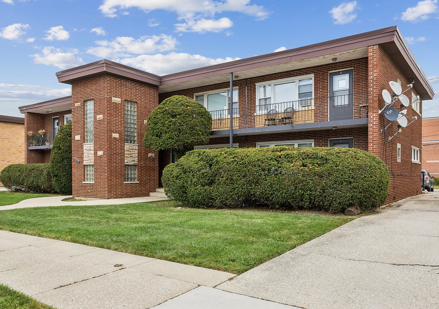 1 bed, 750 sqft, $1,499 — Photo 2