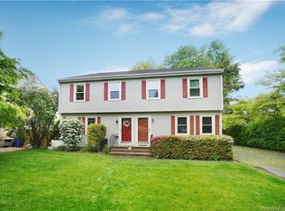 7 Meredith Ct #A, Norwalk, CT 06854