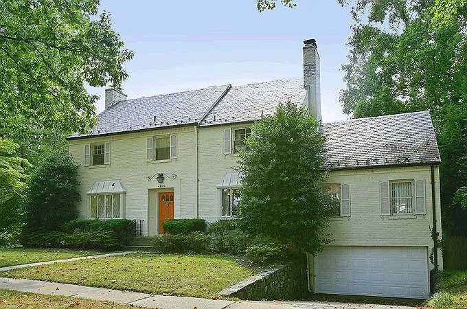4830 Glenbrook Rd NW photo 1