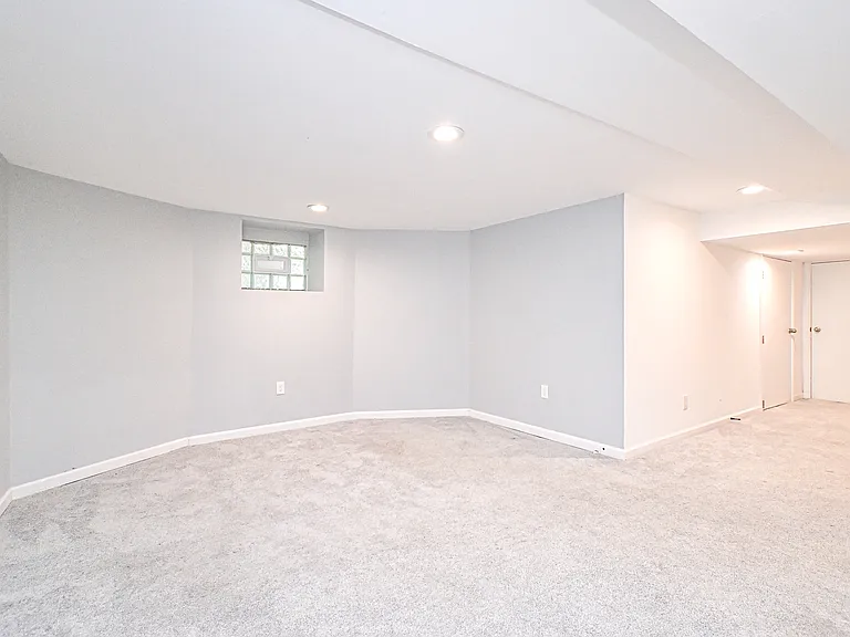 2216 Burnett Ave #2 — Photo 13
