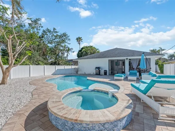 575 97th AVE N, NAPLES, FL 34108