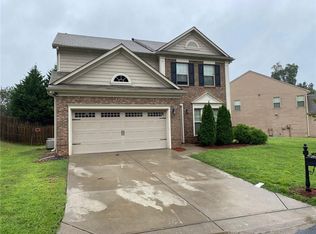 5620 Beaver Ridge Dr, Cumming, GA 30040