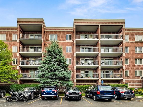 2nd image of 6401 W Berteau Ave APT 416