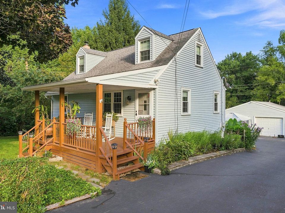 1st image of 97 Village Way