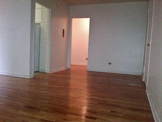 Rented by Smart NY Realty LLC | media 3