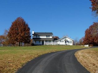 1445 Espowe Ln, Villa Ridge, MO 63089